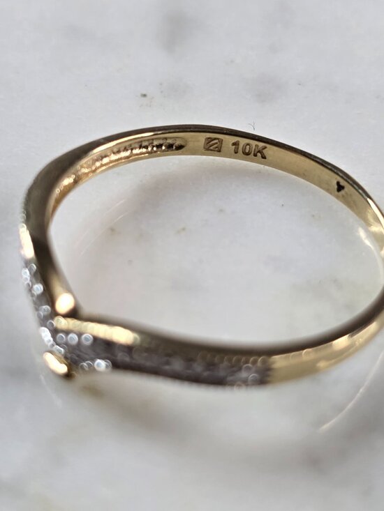 Womens Vintage Estate 10K Yellow Gold Diamond | Mercari Womens Vintage Estate 10K Yellow Gold Diamond Wedding Ring Set 4.0g E1606